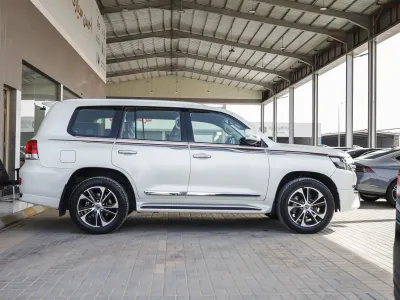 2021 تويوتا لاند كروزر جي اكس ار جراند تورينج