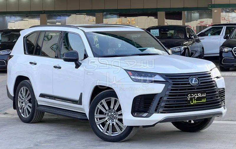 2023 لكزس إل إكس 600 في أي بي
