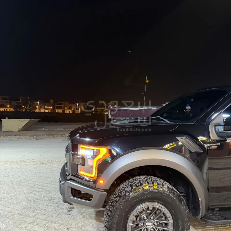 2020 فورد اف 150 رابتور
