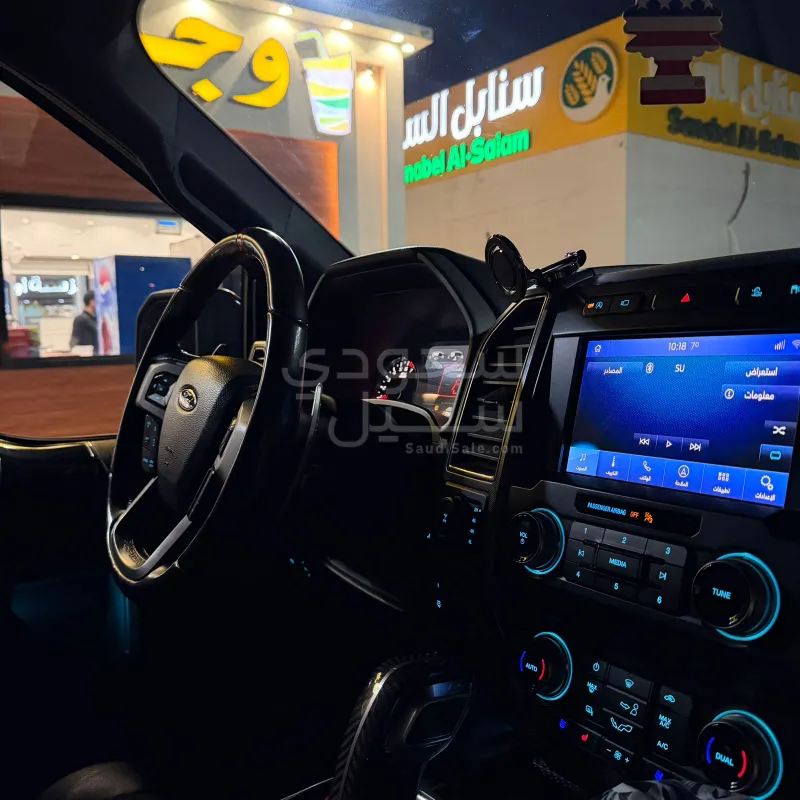 2020 فورد اف 150 رابتور