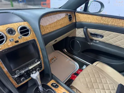 2017 بنتلي كونتيننتل فلاينج سبير دابليو 12