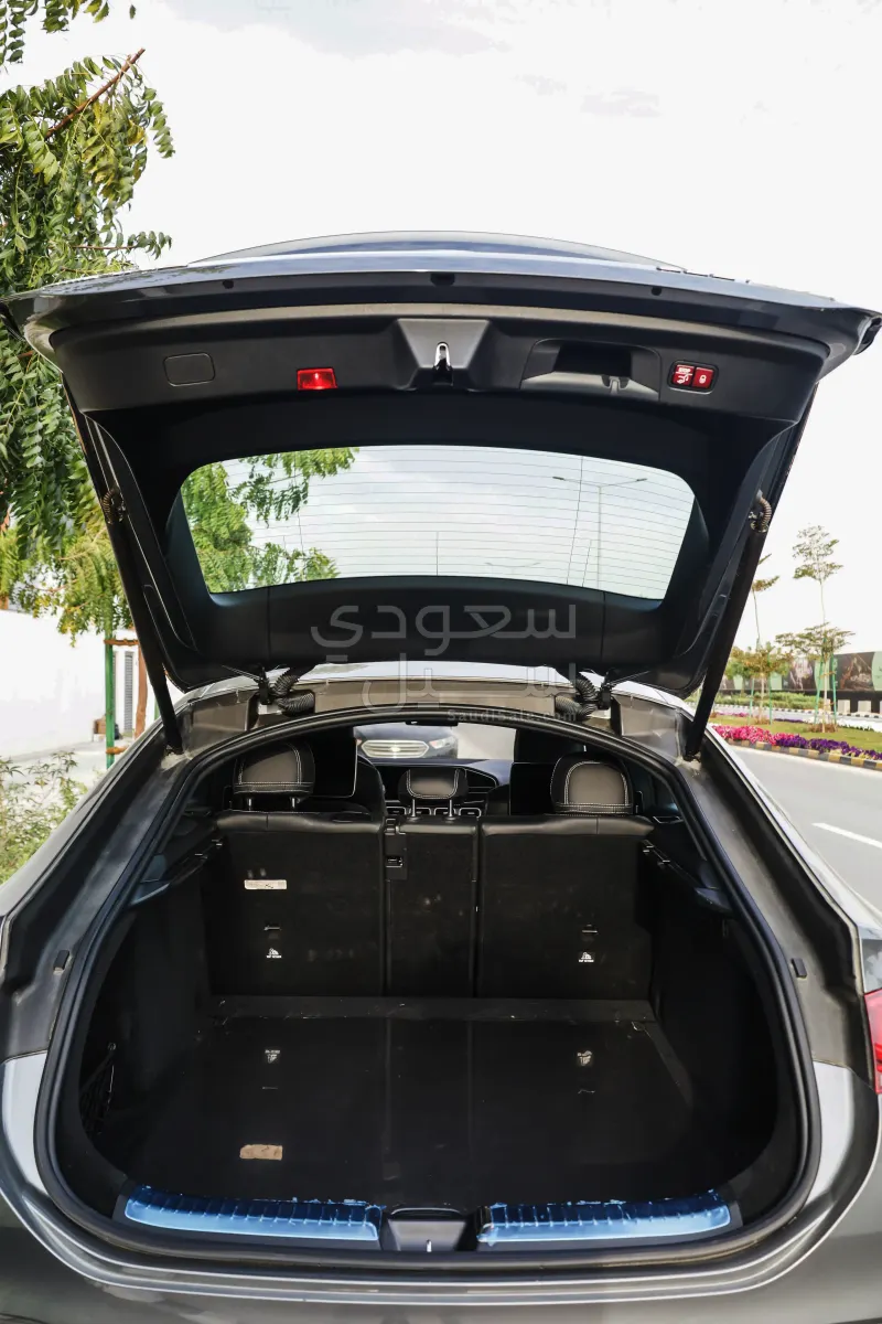 2021 مرسيدس - بنز جي إل إي 63إس أي إم جي