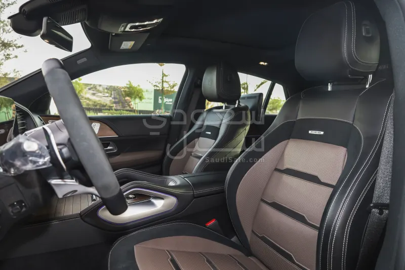 2021 مرسيدس - بنز جي إل إي 63إس أي إم جي