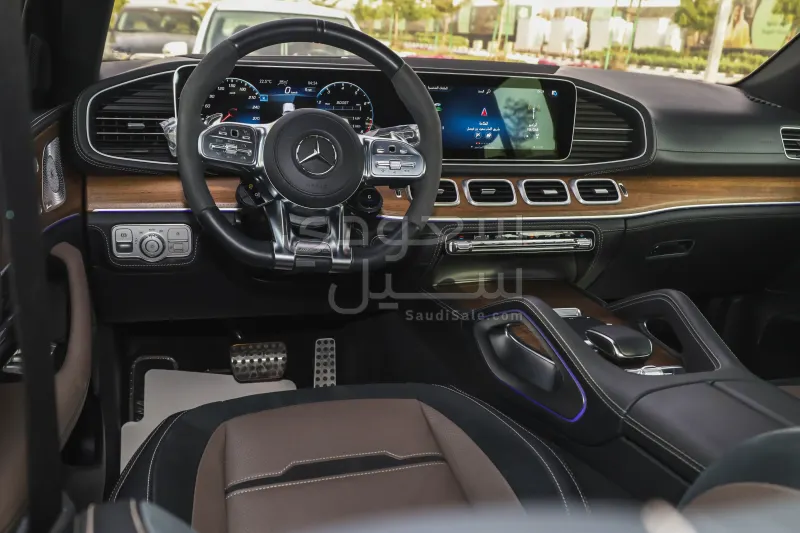 2021 مرسيدس - بنز جي إل إي 63إس أي إم جي