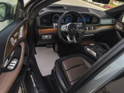 2021 مرسيدس - بنز جي إل إي 63إس أي إم جي