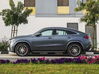 2021 مرسيدس - بنز جي إل إي 63إس أي إم جي