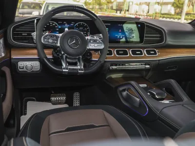 2021 مرسيدس - بنز جي إل إي 63إس أي إم جي