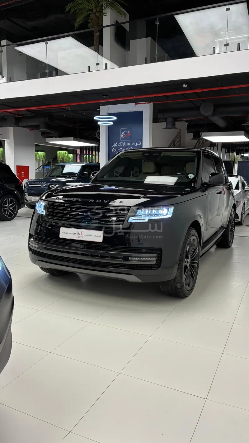 2025 لاند روفر رينج روفر فوج