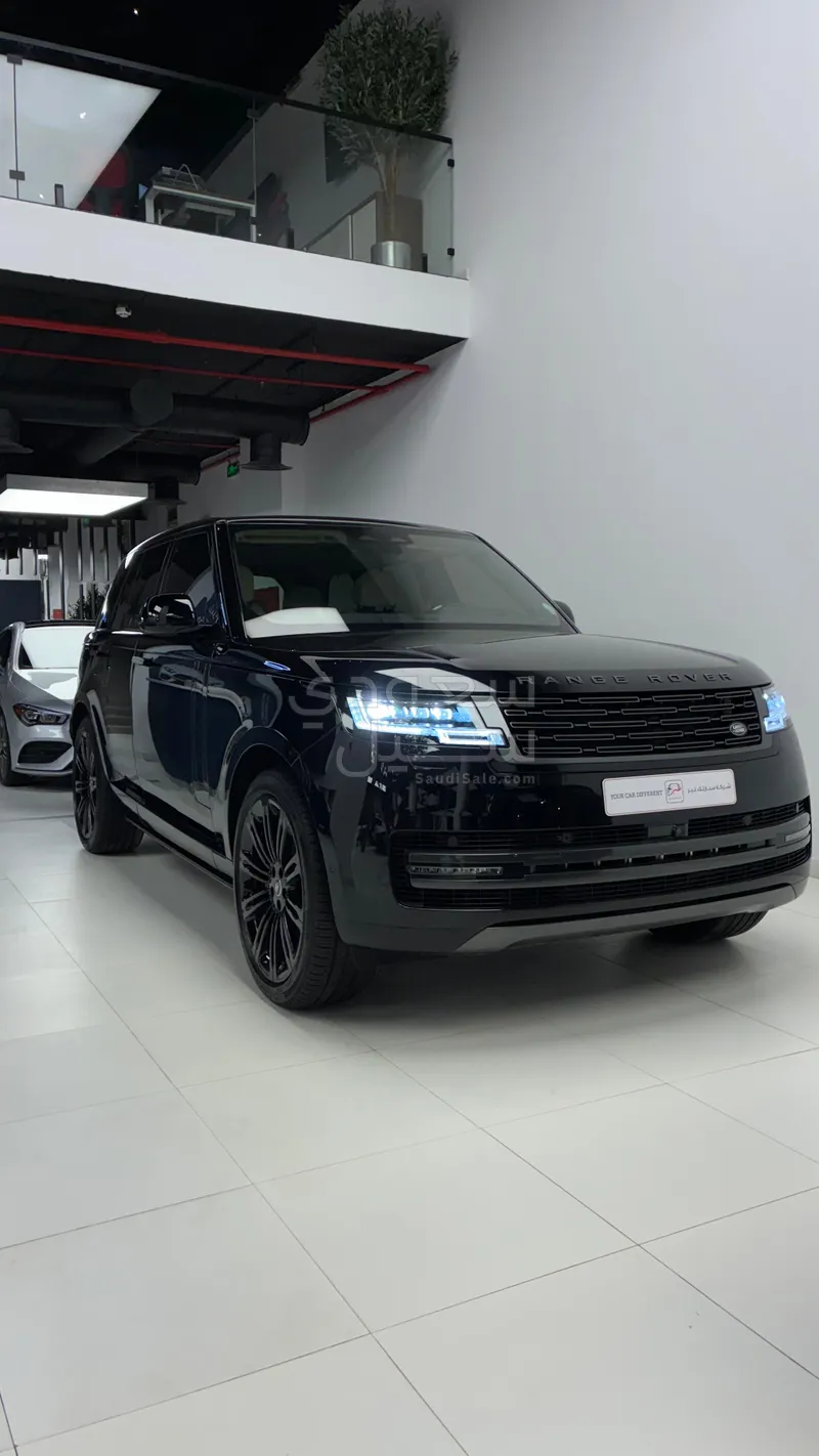 2025 لاند روفر رينج روفر فوج