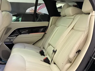 2025 لاند روفر رينج روفر فوج