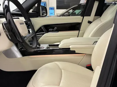 2025 لاند روفر رينج روفر فوج