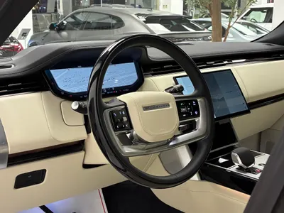 2025 لاند روفر رينج روفر فوج