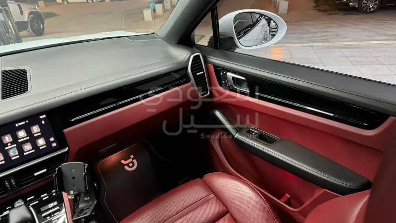 2023 بورش كايين اس