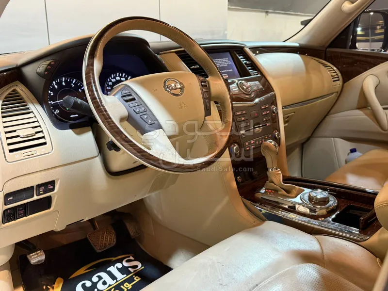 2017 نيسان باترول بلاتينيوم