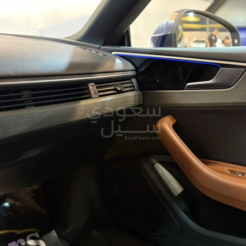 2021 اودي اي 5 45 تي اف اس اي اس لاين