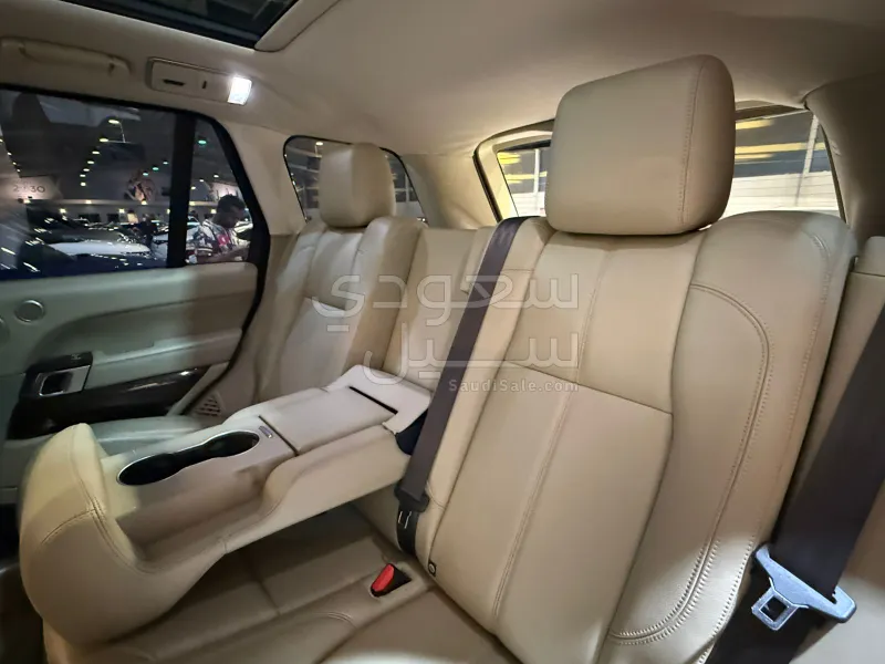 2016 لاند روفر رينج روفر اتش اس اي