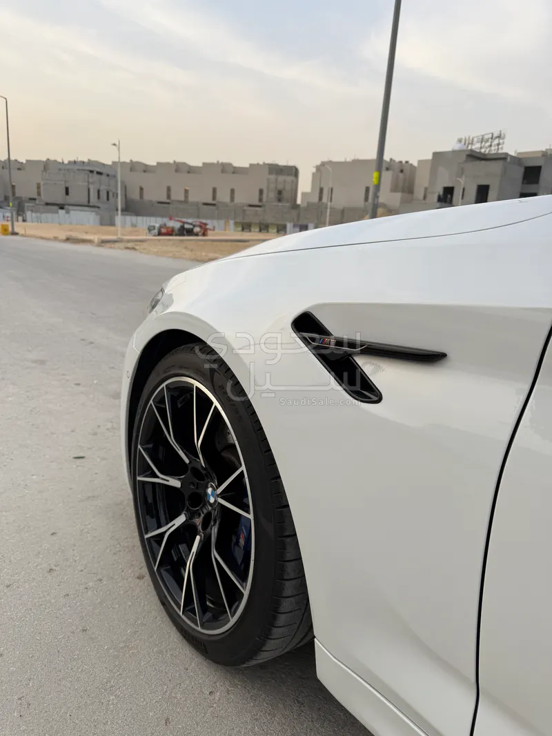 2020 بي ام دبليو الفئة ام إم 5