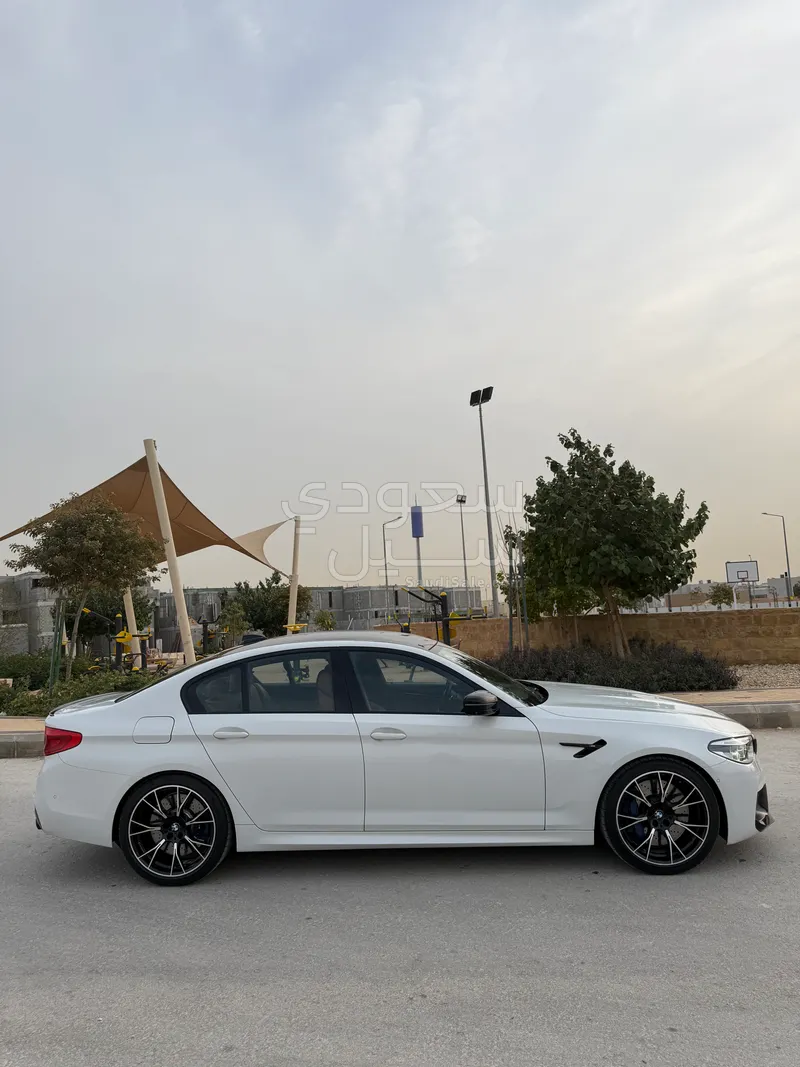 2020 بي ام دبليو الفئة ام إم 5