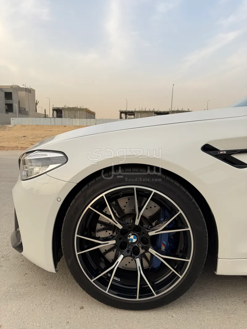 2020 بي ام دبليو الفئة ام إم 5