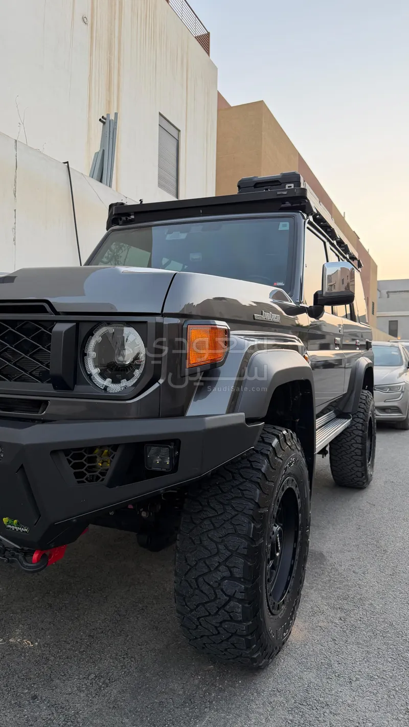 2025 تويوتا لاند كروزر شاص