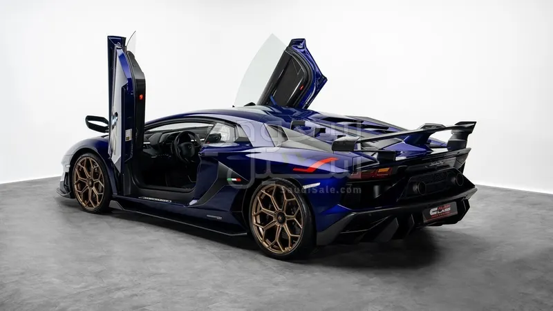 2019 لمبرجيني افنتادور إس في جاي