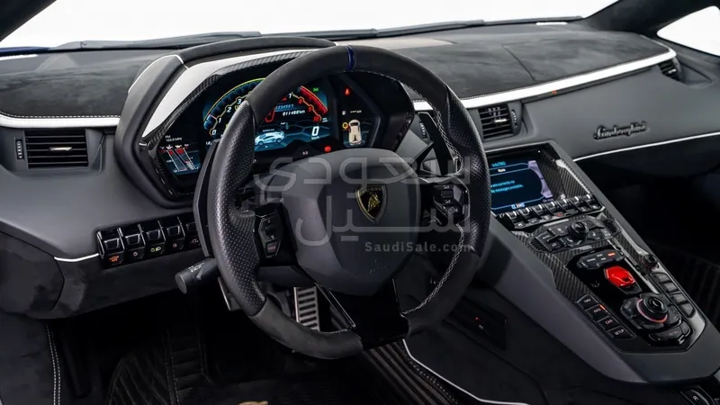 2019 لمبرجيني افنتادور إس في جاي