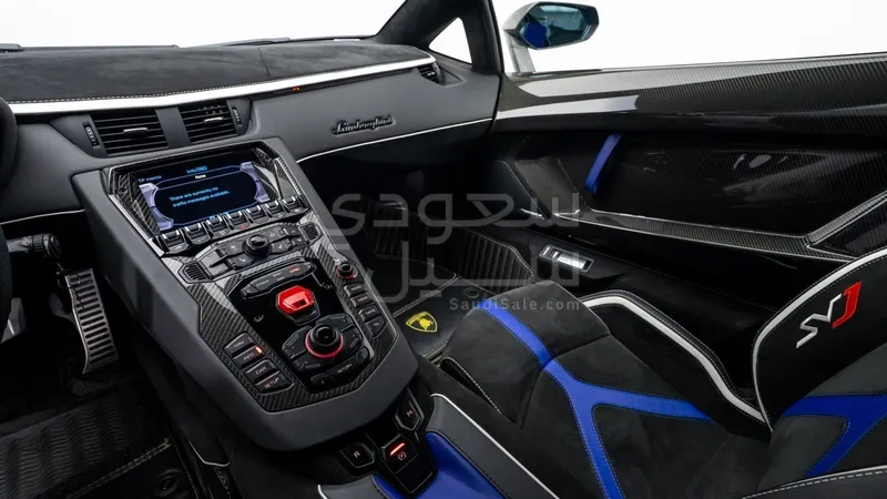 2019 لمبرجيني افنتادور إس في جاي