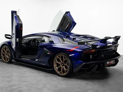 2019 لمبرجيني افنتادور إس في جاي