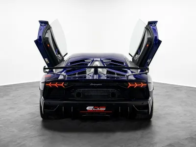 2019 لمبرجيني افنتادور إس في جاي