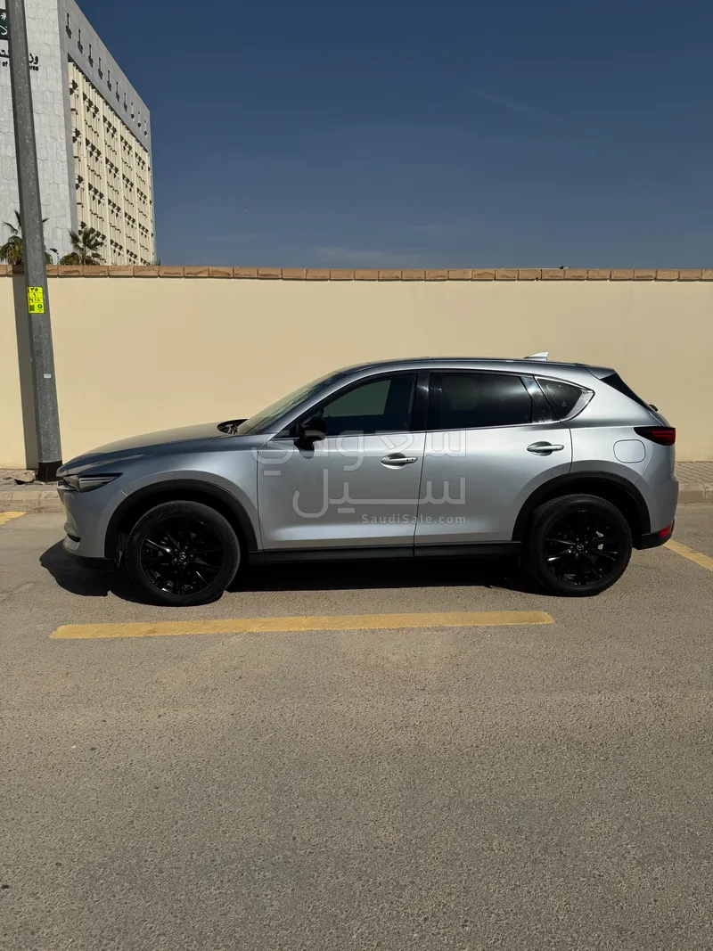 2021 مازدا سي اكس 5 سقنتشر