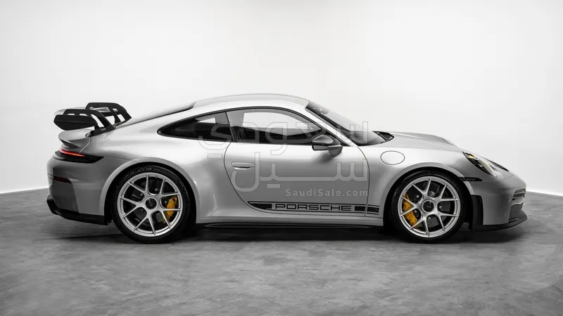 2025 بورش 911 جي تي 3
