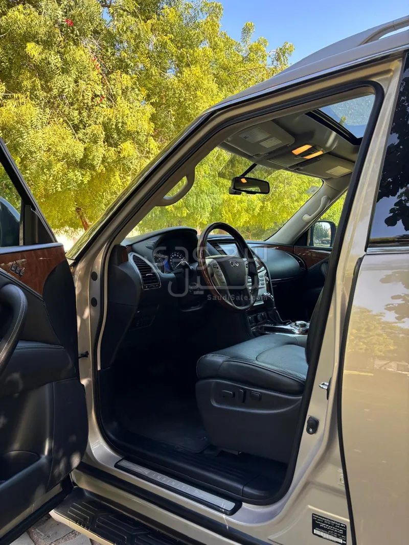 2020 انفينيتي كيو اكس 80