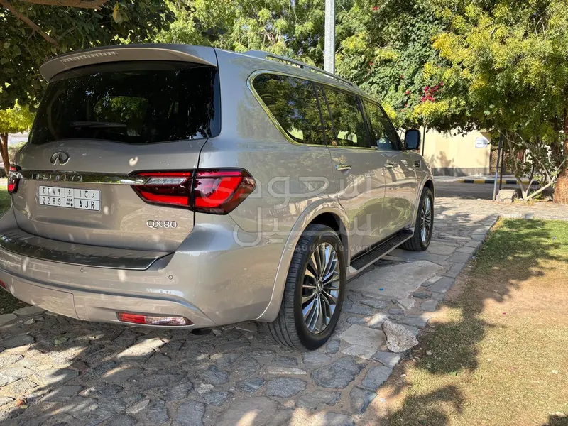2020 انفينيتي كيو اكس 80