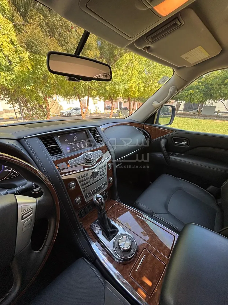 2020 انفينيتي كيو اكس 80