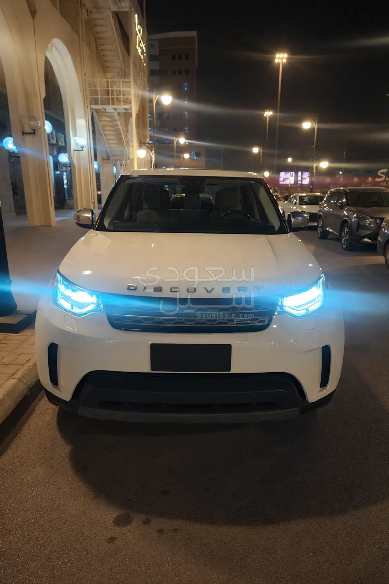 2019 لاند روفر ديسكفري