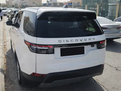 2019 لاند روفر ديسكفري