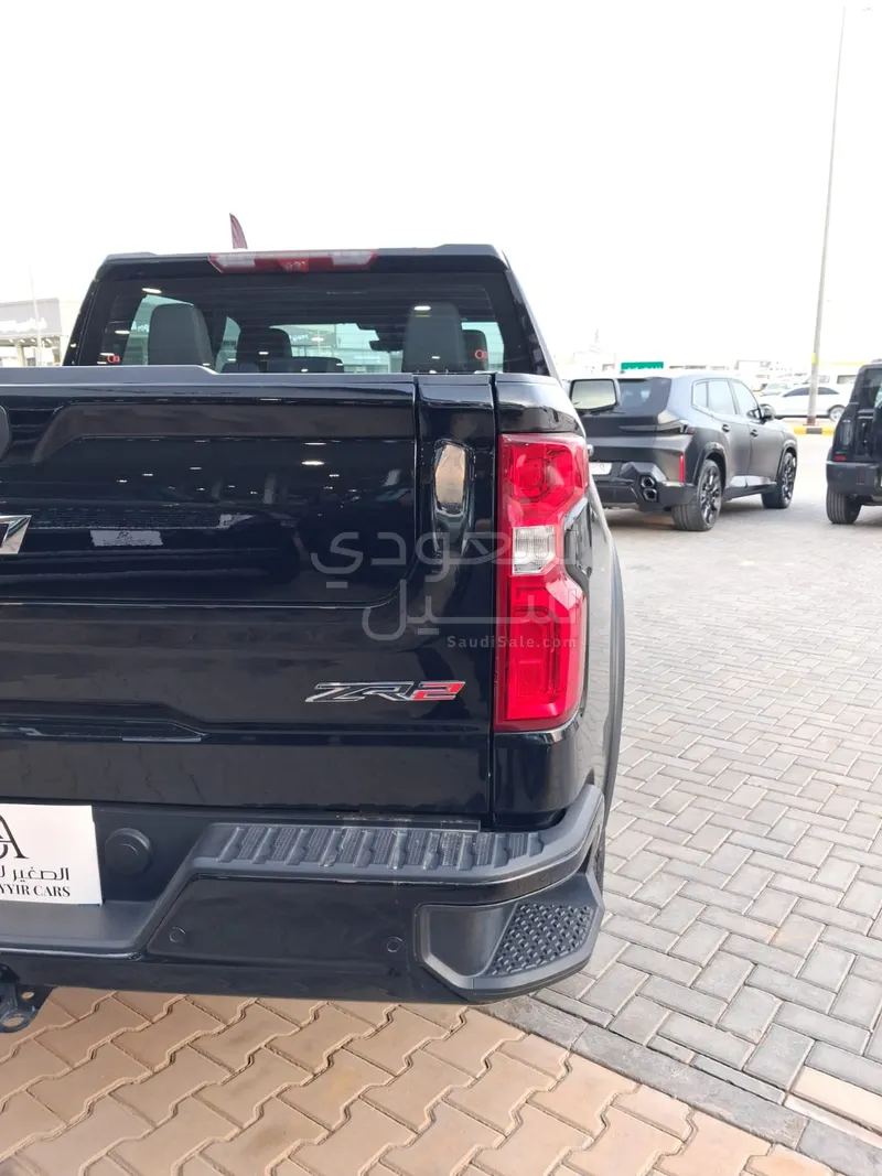 2023 شفروليه سلفرادو هاي كانتري