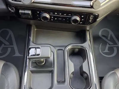 2023 شفروليه سلفرادو هاي كانتري