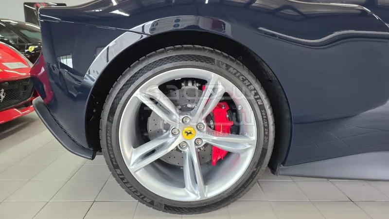 2024 فيراري جي تي بي 296