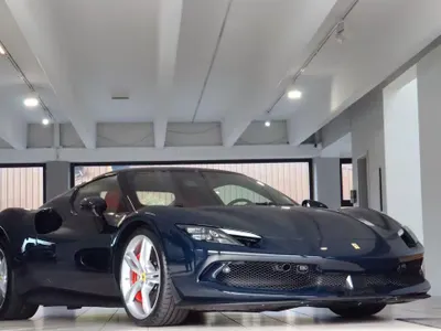 2024 فيراري جي تي بي 296