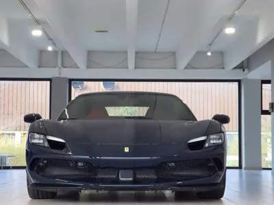 2024 فيراري جي تي بي 296