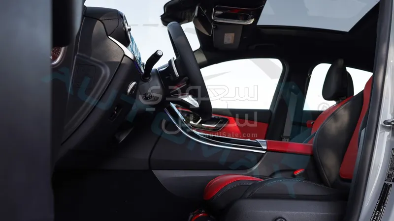 2026 مرسيدس - بنز جي إل سي 200 اي ام جي