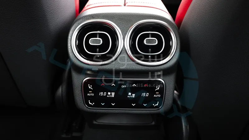 2026 مرسيدس - بنز جي إل سي 200 اي ام جي