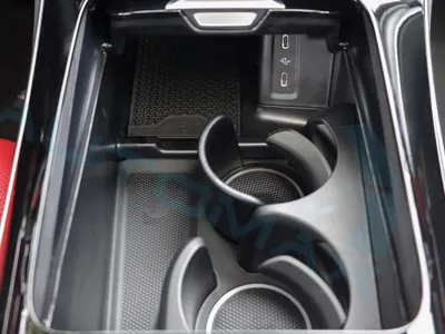 2026 مرسيدس - بنز جي إل سي 200 اي ام جي