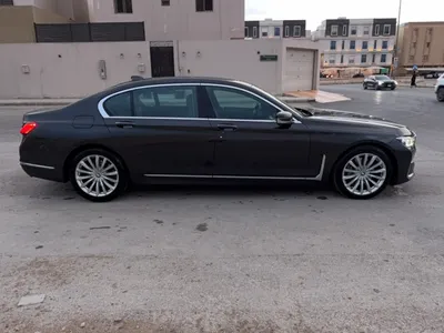 2022 بي ام دبليو الفئة السابعة 730 إل أي