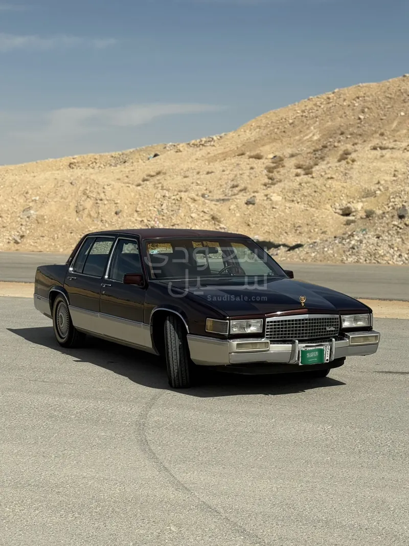 1990 كاديلاك ديفيل