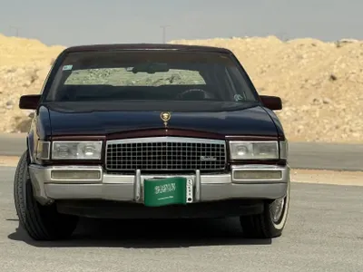 1990 كاديلاك ديفيل