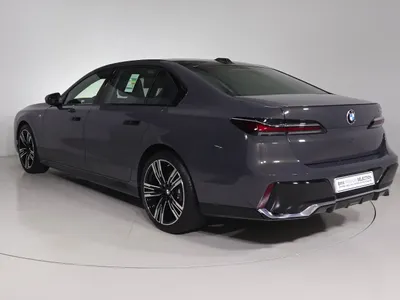 2026 بي ام دبليو الفئة السابعة 735أي