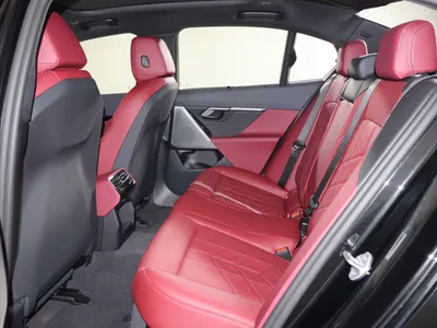 2026 بي ام دبليو الفئة الخامسة 520 أي