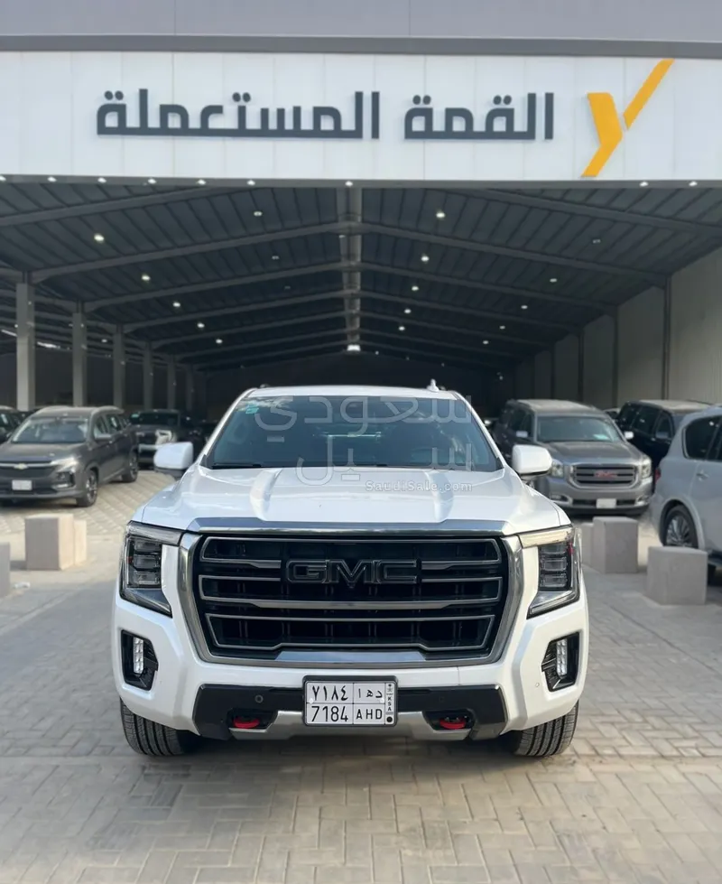 2021 جي ام سي يوكون اي تي 4